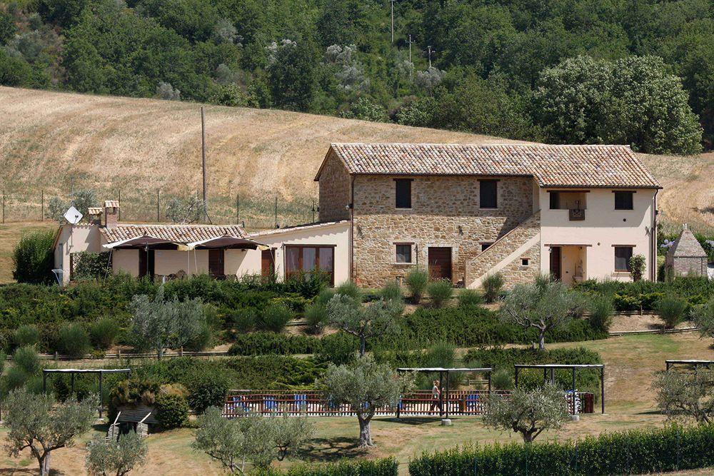 Santa Maria Degli Ancillotti Guest House Petrignano Bagian luar foto