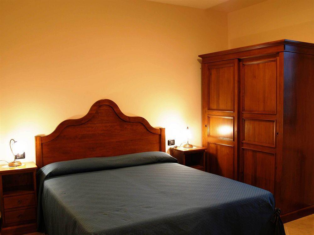 Santa Maria Degli Ancillotti Guest House Petrignano Bagian luar foto