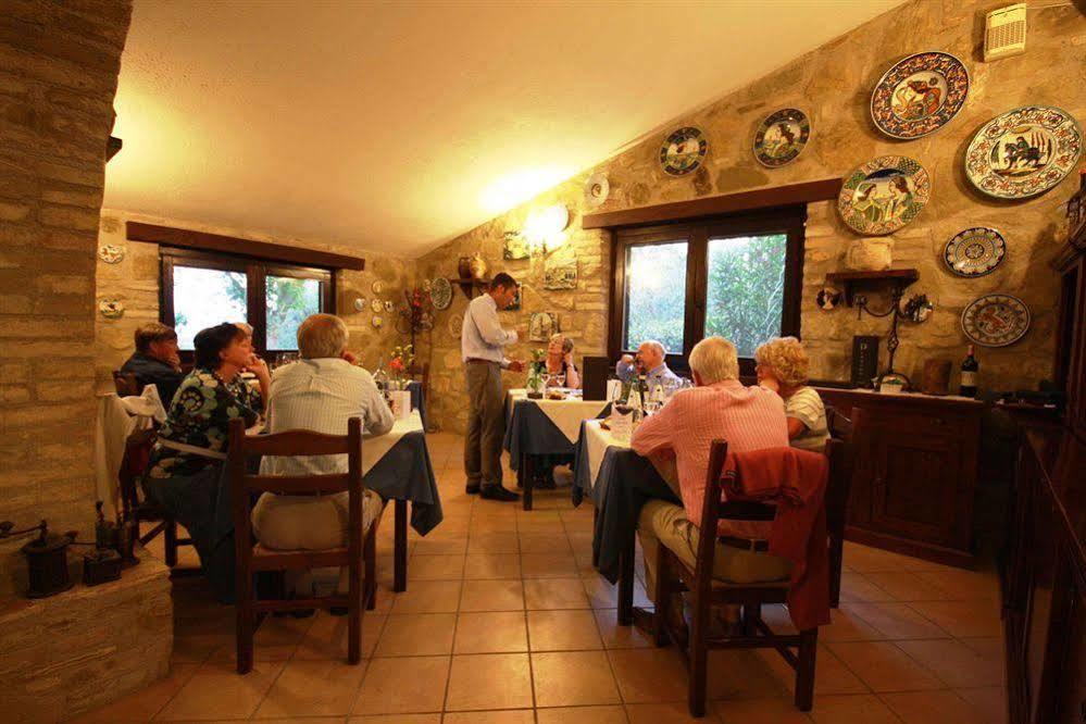 Santa Maria Degli Ancillotti Guest House Petrignano Bagian luar foto