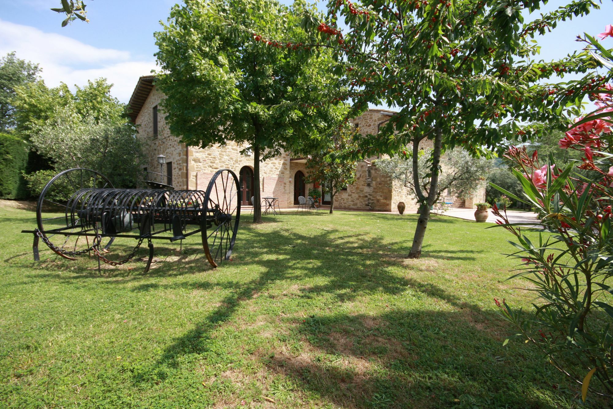 Santa Maria Degli Ancillotti Guest House Petrignano Bagian luar foto