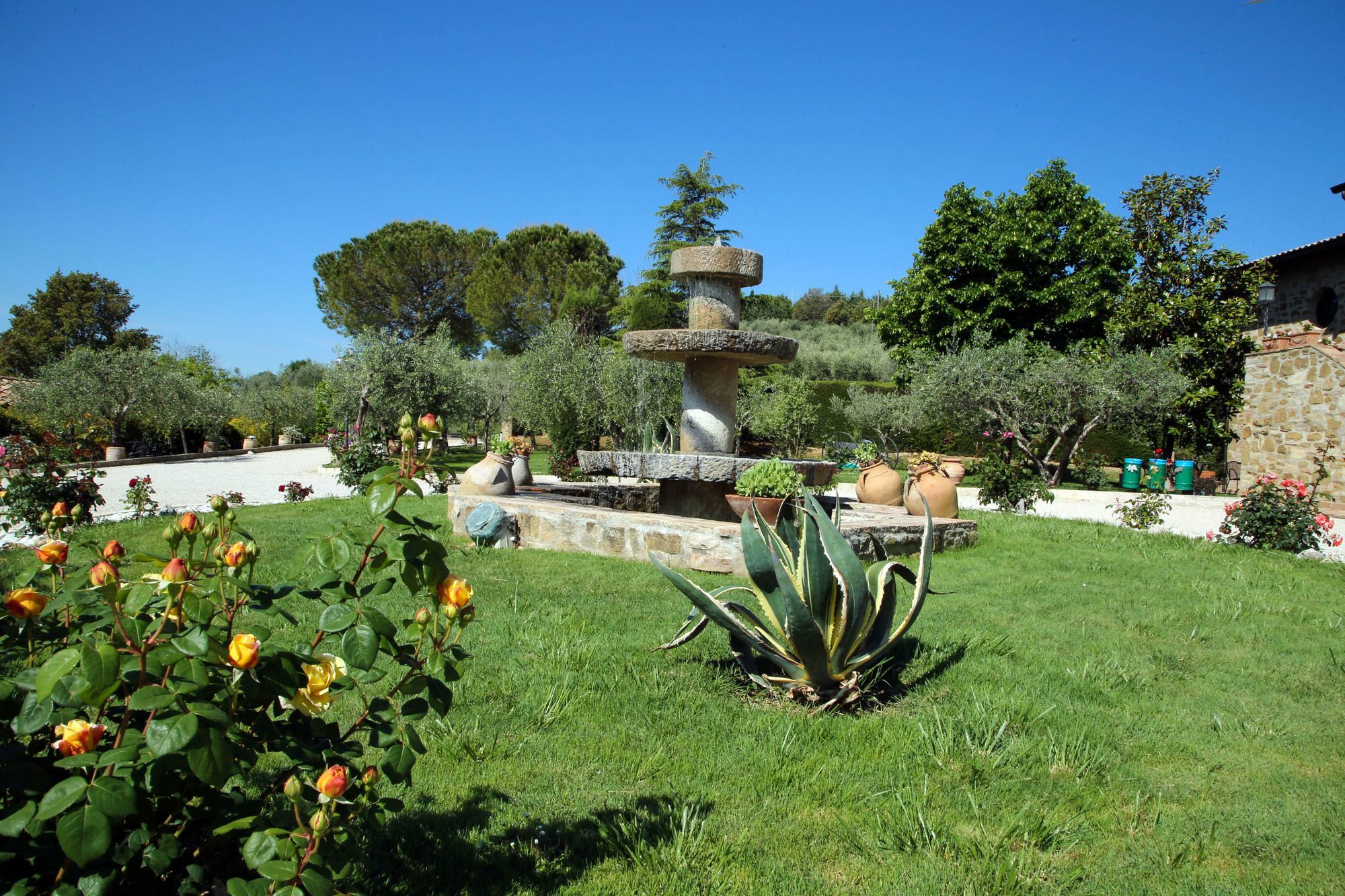 Santa Maria Degli Ancillotti Guest House Petrignano Bagian luar foto