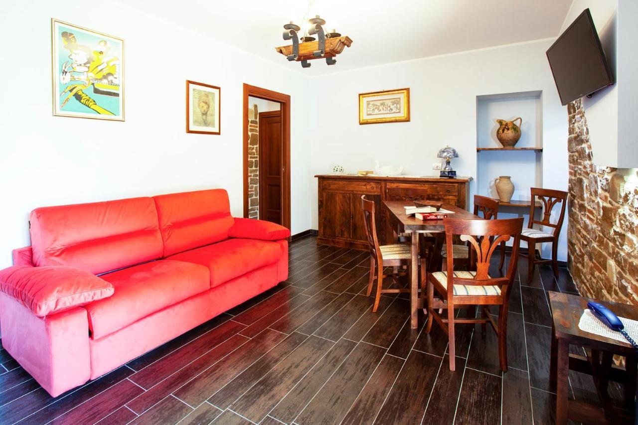 Santa Maria Degli Ancillotti Guest House Petrignano Bagian luar foto