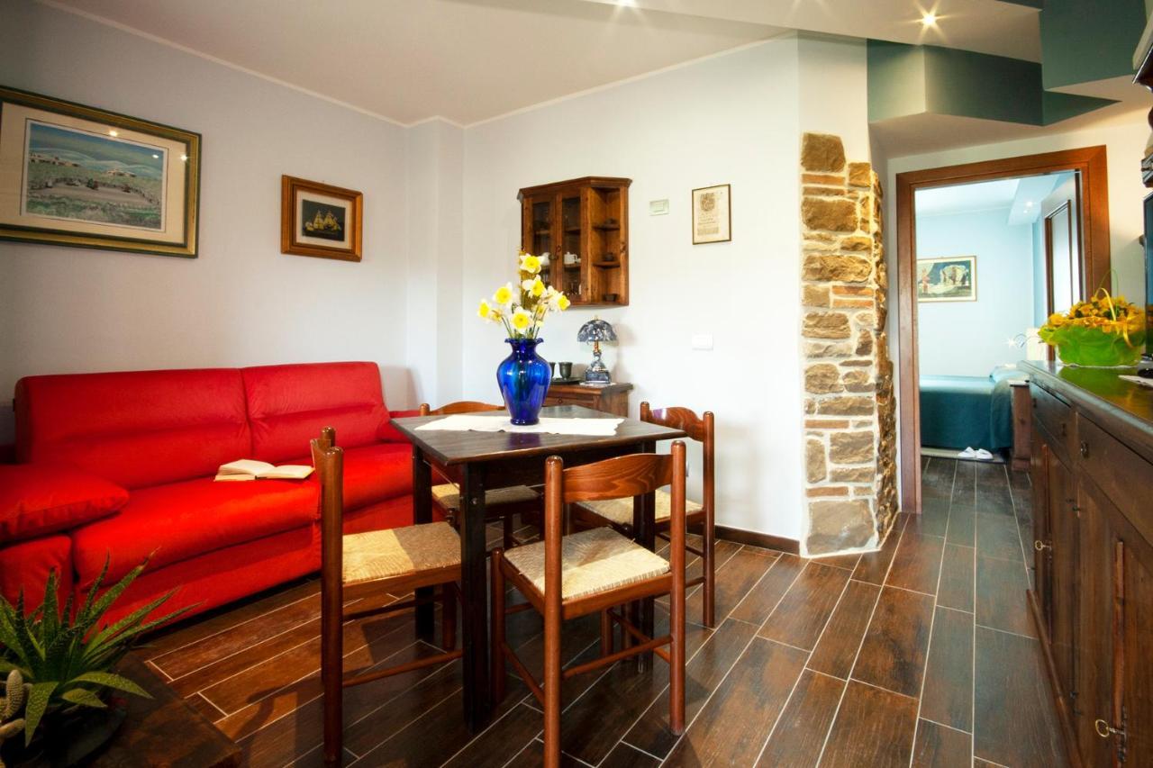 Santa Maria Degli Ancillotti Guest House Petrignano Bagian luar foto